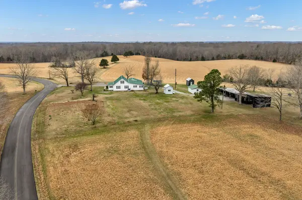 165 Wilson Hollow Road, Dickson, TN 37055