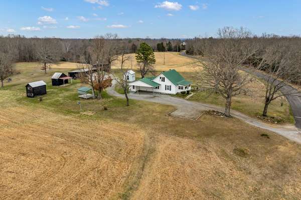 165 Wilson Hollow Road, Dickson, TN 37055