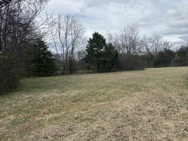 111 Eatherly Dr, Lebanon, TN 37087