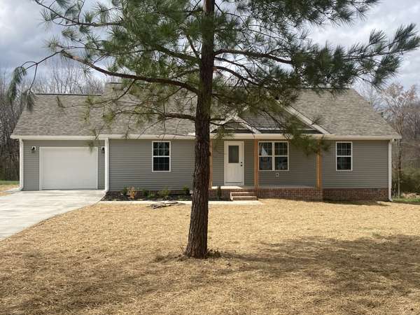 81 Lighthouse Dr, Summertown, TN 38483