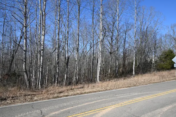 2172 Airport Ridge Rd, Linden, TN 37096