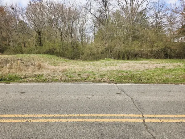 241 Stigall St, Camden, TN 38320