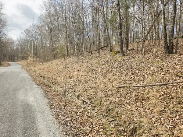 0 Midfield Dr, Big Sandy, TN 38221