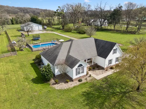 7009 Hoover Mason Ln, Mount Pleasant, TN 38474