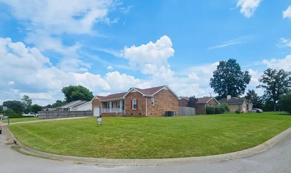1000 Monica Dr, Clarksville, TN 37042