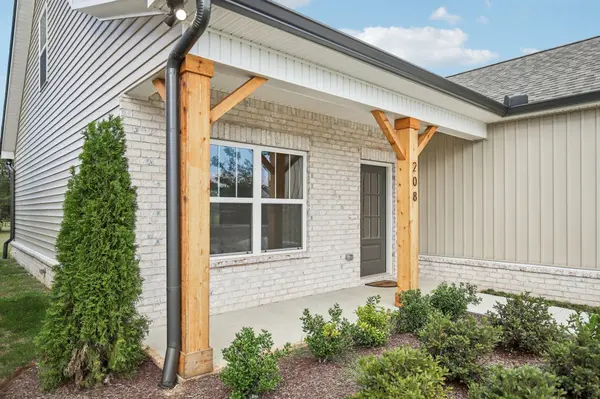 208 Karley Ln, Chapel Hill, TN 37034