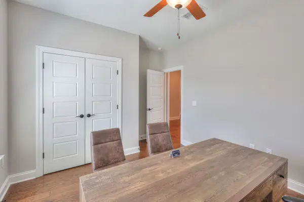 4404 Attleboro Dr, Murfreesboro, TN 37128