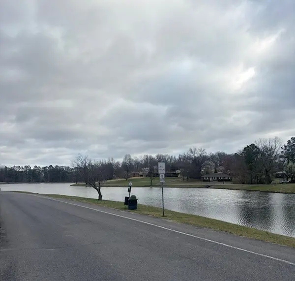 102 Lake Dr #W, Dickson, TN 37055