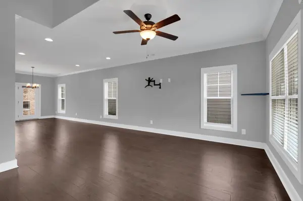 203 Campfire Ct, Winchester, TN 37398