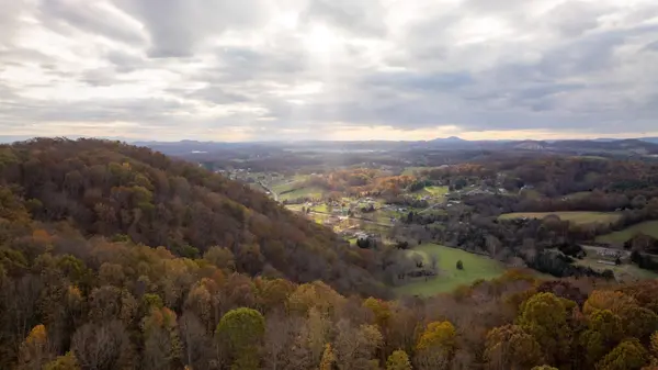 544 Ethel Beard Rd, Blountville, TN 37617