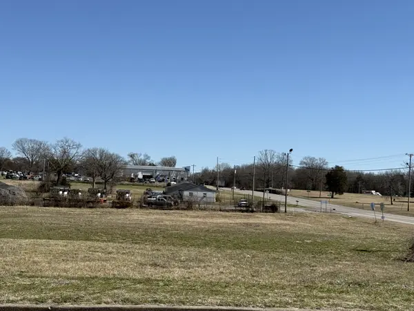 0 Highway 64 #E, Shelbyville, TN 37160