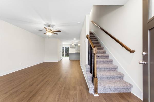 119 Quarry Point Dr, Clarksville, TN 37043