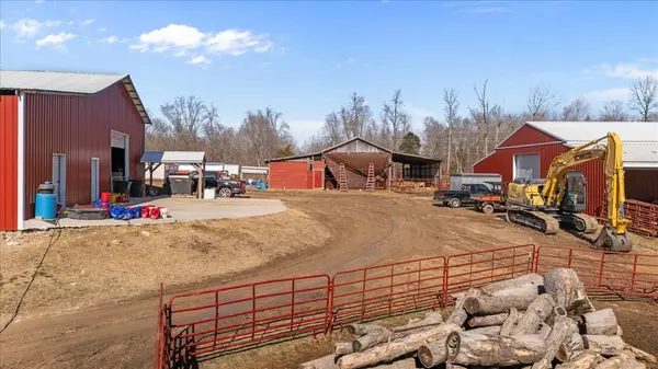 1429 Hunley Branch Rd, Charlotte, TN 37036