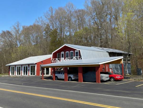 304 Main St, Red Boiling Springs, TN 37150