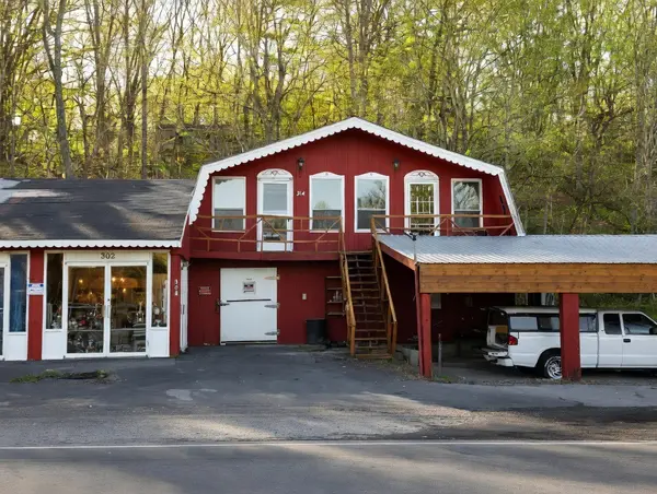 304 Main St, Red Boiling Springs, TN 37150