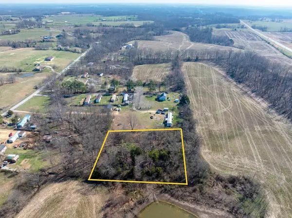 98 Andrea Ln, Westmoreland, TN 37186