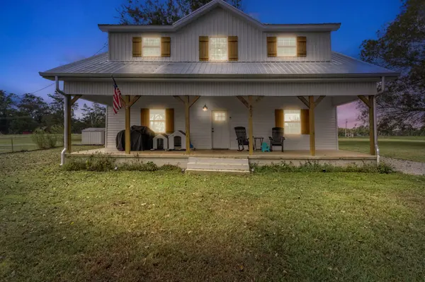 607 Old Columbia Rd, Unionville, TN 37180