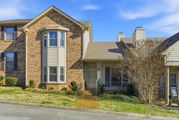 1818 Memorial Dr #Unit 18, Clarksville, TN 37043