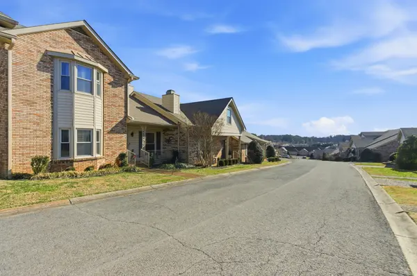 1818 Memorial Dr #Unit 18, Clarksville, TN 37043