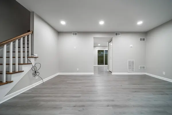 5510 Country Dr #12, Nashville, TN 37211