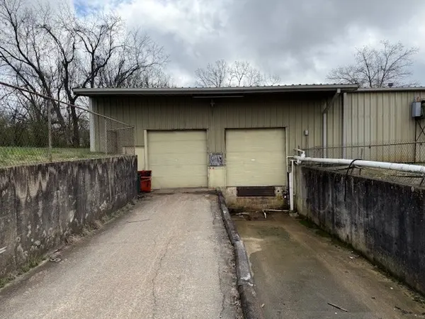 2340 N Jackson St, Normandy, TN 37360