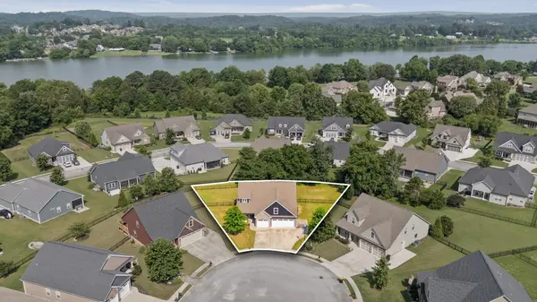 7904 Frostwood Lane, Ooltewah, TN 37363