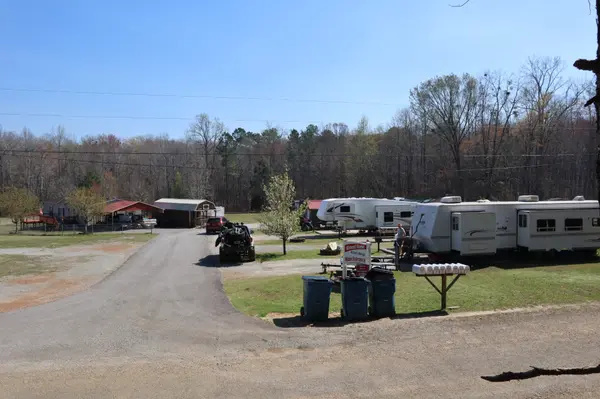 329 Rice Ln, Springville, TN 38256