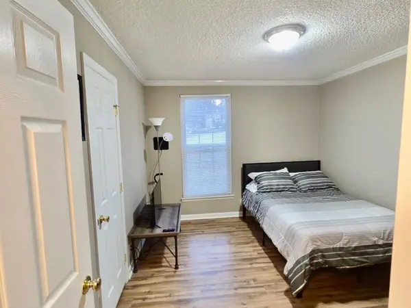 618 Debbie Dr, Hermitage, TN 37076