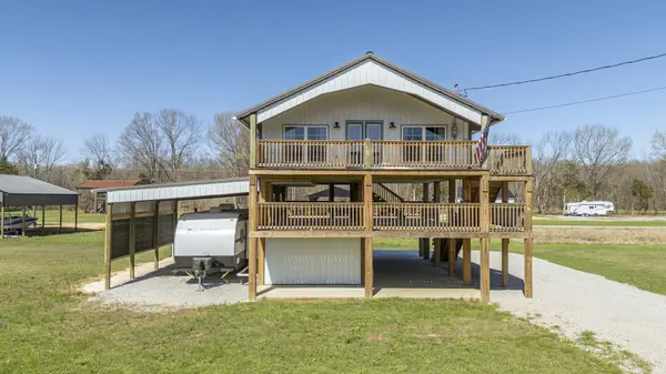 1082 WC Pickett, Clifton, TN 38425