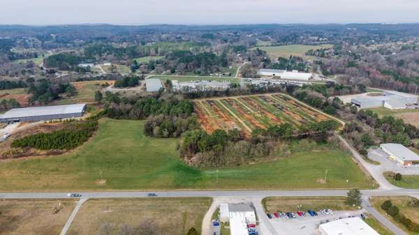 8690 Alabama Highway, Ringgold, GA 30736