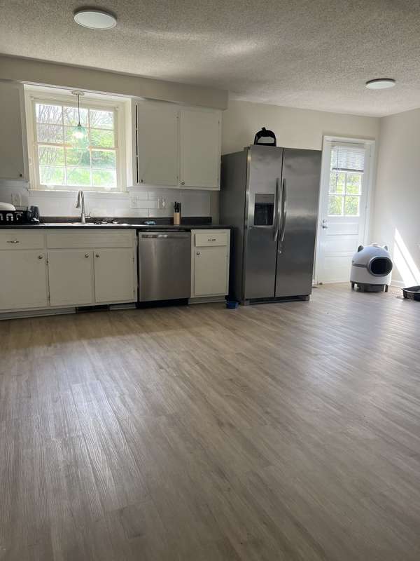 1270 Slayden Cir, Clarksville, TN 37040