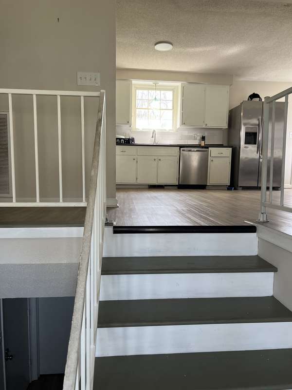1270 Slayden Cir, Clarksville, TN 37040
