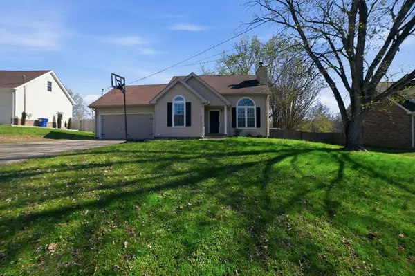 1756 Broadripple Dr, Clarksville, TN 37042