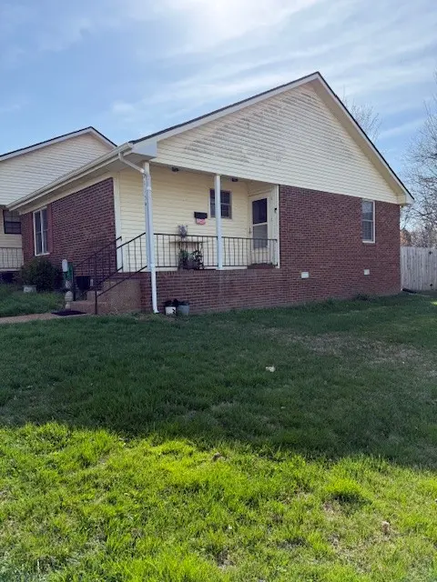 2115 Mockingbird Ln #A, Springfield, TN 37172