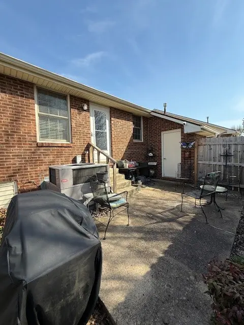 2115 Mockingbird Ln #A, Springfield, TN 37172