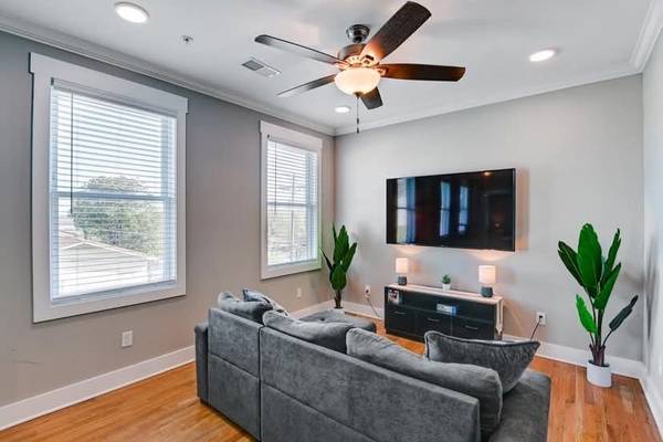 4405 Kentucky Ave #302, Nashville, TN 37209