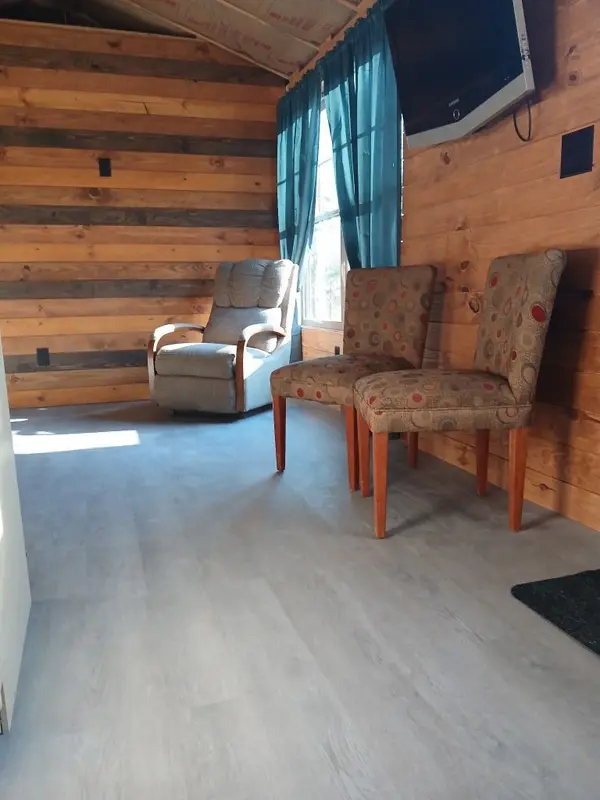 3433 Blackwood Dr, Nunnelly, TN 37137