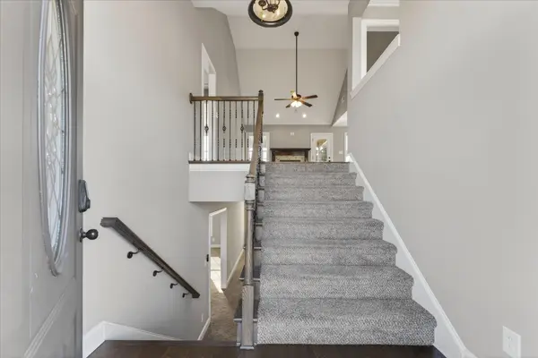 161 Roanoke Station Cir, Clarksville, TN 37043