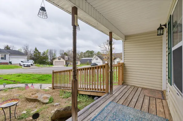 192 Round Tree Drive, Rossville, GA 30741