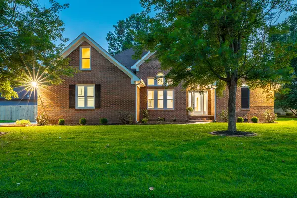 1618 Gunston Hall Road, Hixson, TN 37343