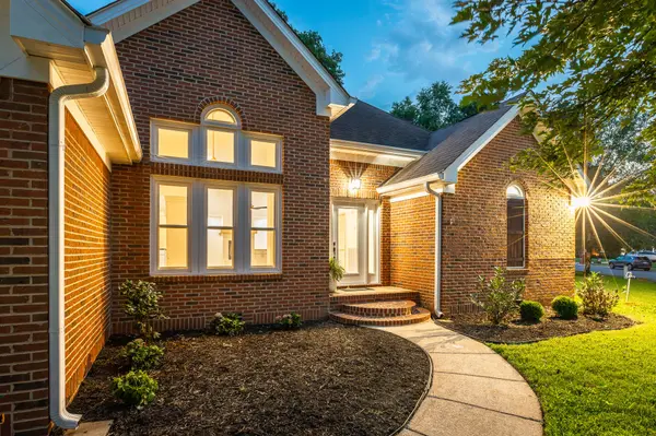 1618 Gunston Hall Road, Hixson, TN 37343