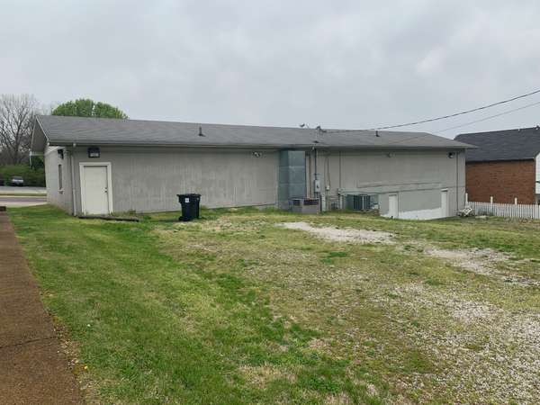 1505 Carmack Blvd, Columbia, TN 38401