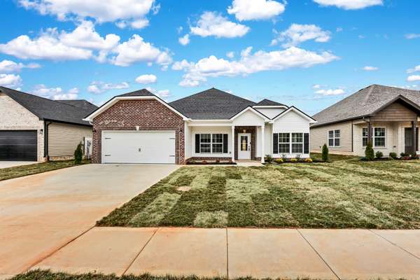 637 Woodrush Dr, Clarksville, TN 37040