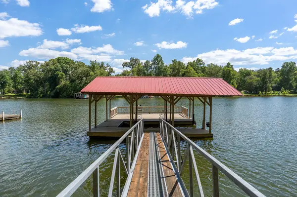142 Rayahs Way, Quebeck, TN 38579