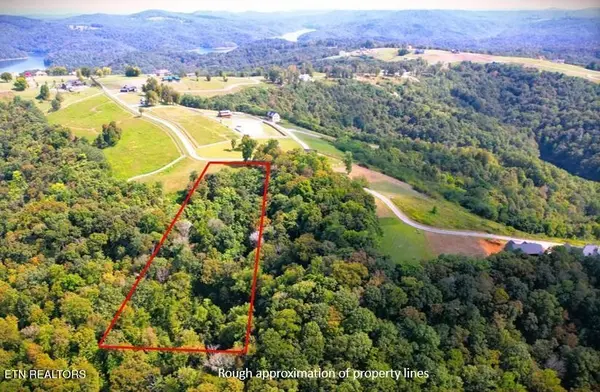 41 Bald Eagle Rd, Hilham, TN 38568