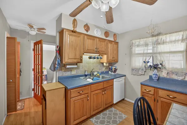 9217 Hondo Dr, Crossville, TN 38572