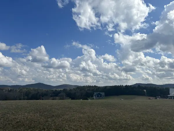 6 Dimple Crest Drive, Liberty, TN 37095