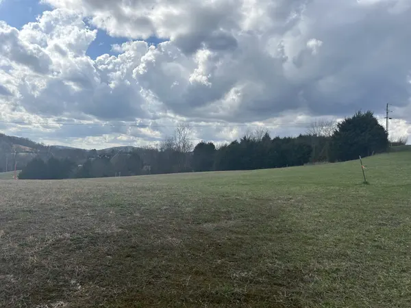 6 Dimple Crest Drive, Liberty, TN 37095