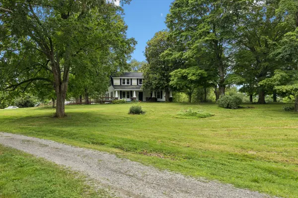 350 Port Royal Rd, Clarksville, TN 37040
