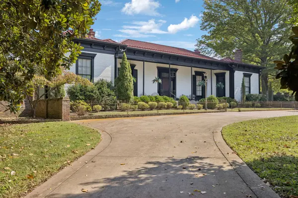 1512 Williamsport Pike, Columbia, TN 38401